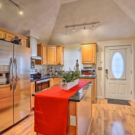 Charming Boston Area Home Less Than 1 Mi To Revere Beach! Екстер'єр фото